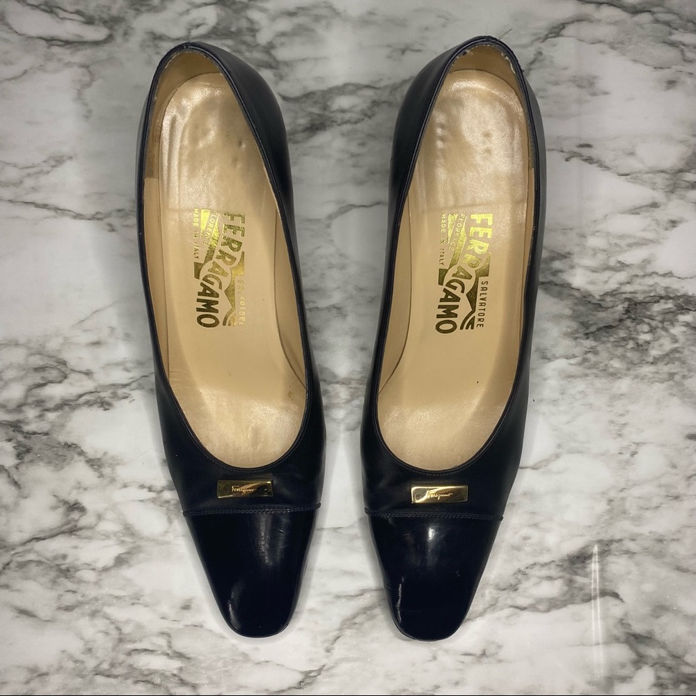 Vintage Salvatore Ferragamo Black Leather Patent Cap Toe Signature Heels 8.5